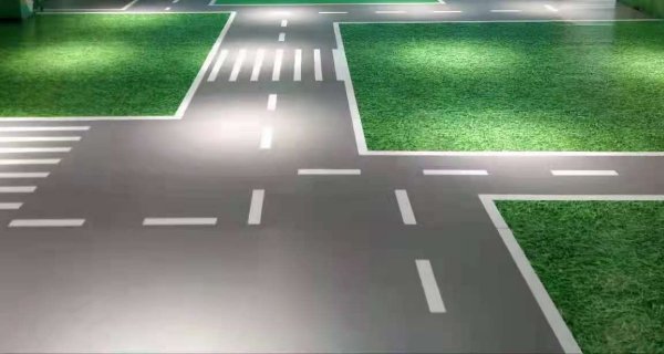 PVC塑胶地胶维护小技巧